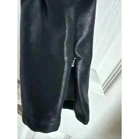 Chelsea & Violet Faux Leather Pants Size 25 Zipper Bottom Five Pockets Moto - Picture 3 of 8